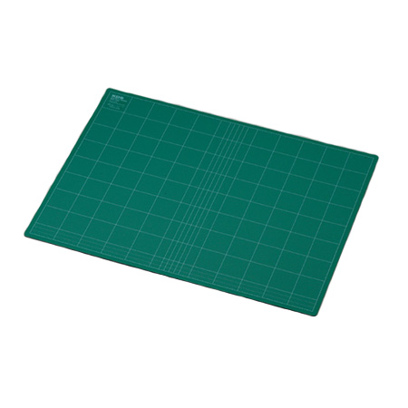 Cutting Mat with Scale